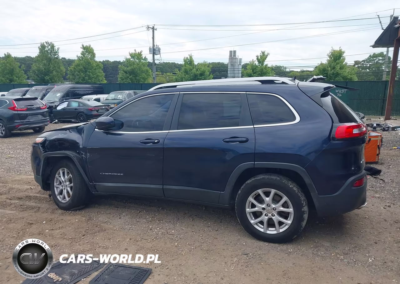 2014 Jeep Cherokee Latitude VIN:1C4PJMCB6EW186230 - 14