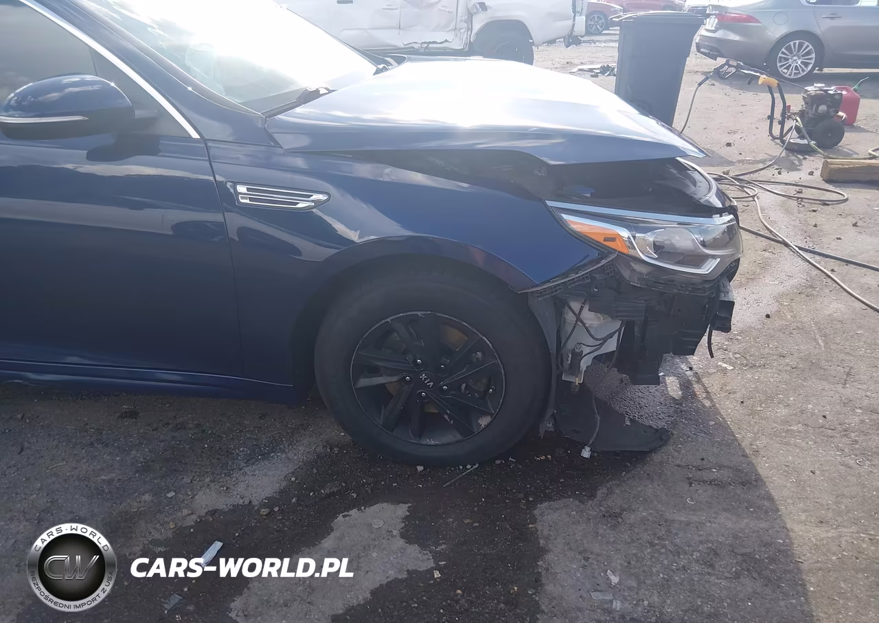 2020 Kia Optima Lx VIN:5XXGT4L32LG419988 - 18