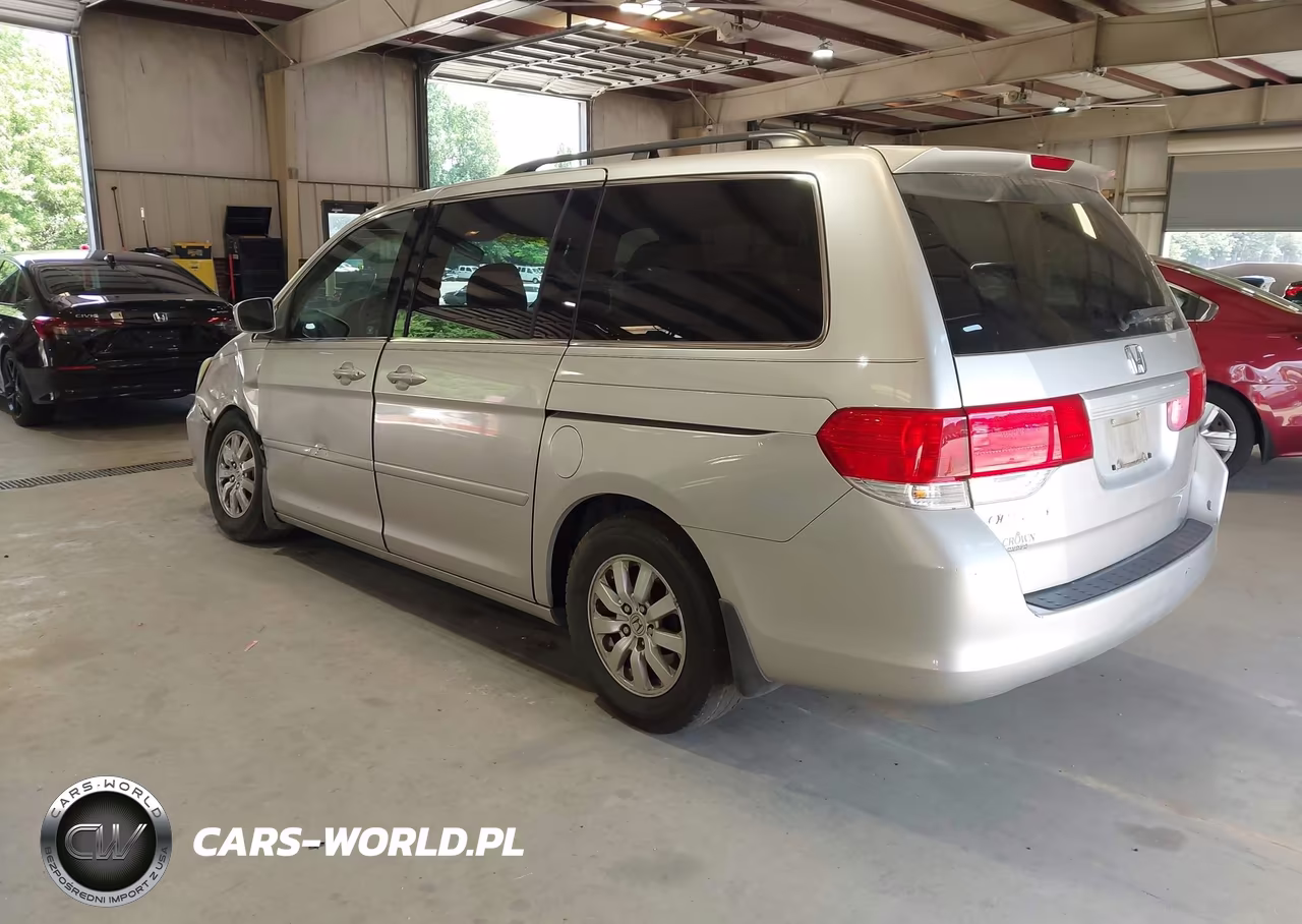 2008 Honda Odyssey Ex VIN:5FNRL38468B026946 - 3