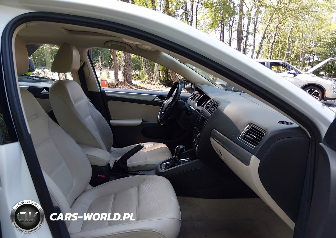 2016 Volkswagen Jetta 1.4T Se VIN:3VWD67AJ3GM339372 - 5