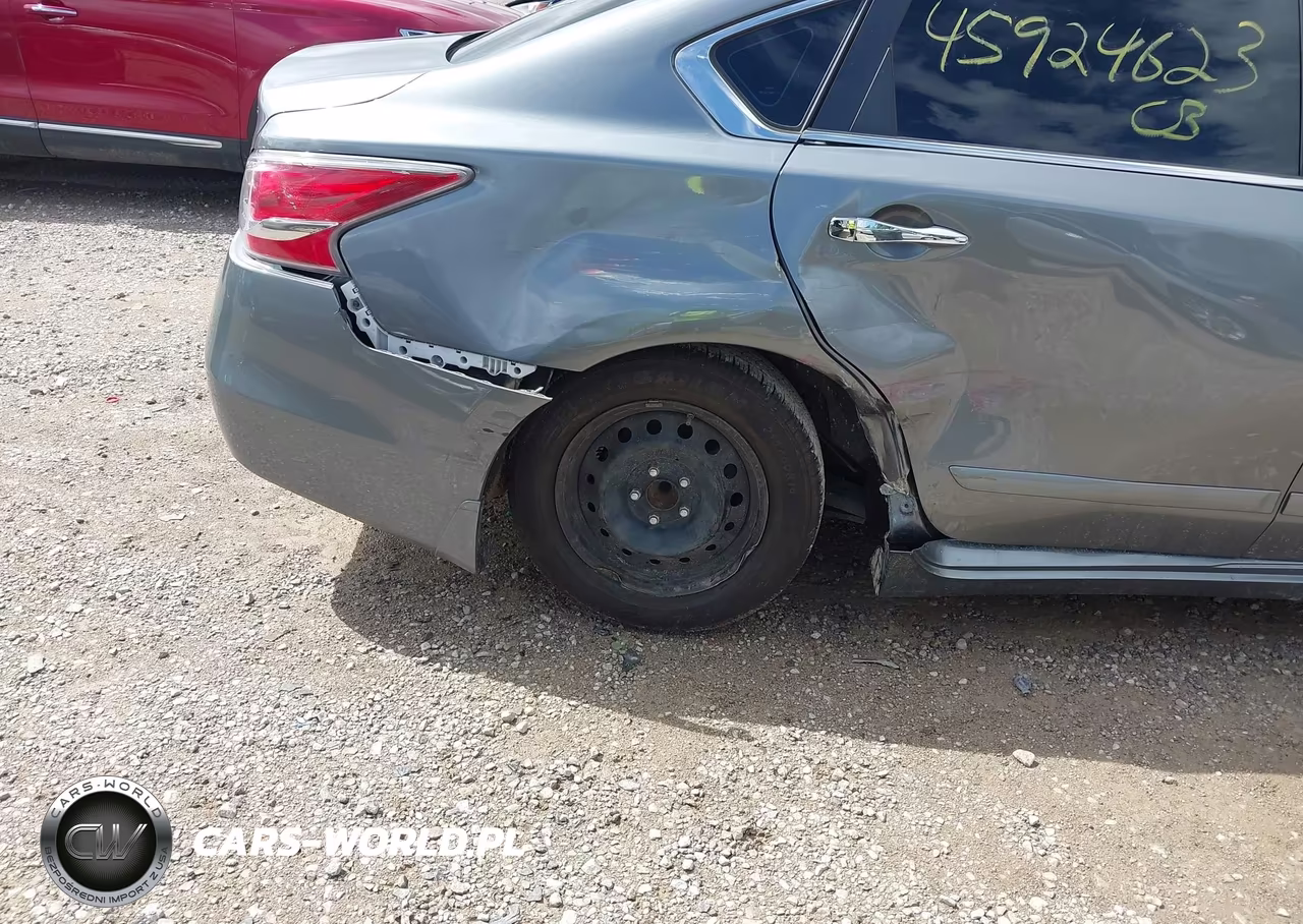 2015 Nissan Altima 2.5 S VIN:1N4AL3AP0FC455582 - 6
