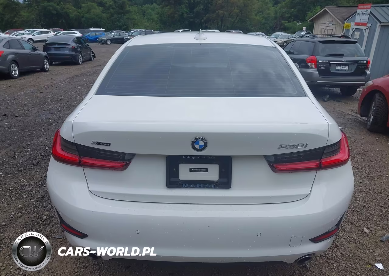 2021 BMW 330I xDrive VIN:3MW5R7J02M8B58030 - 16