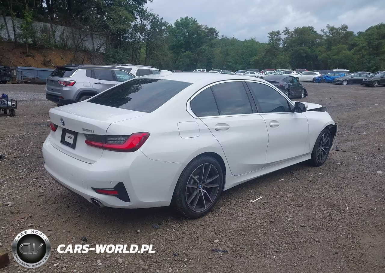 2021 BMW 330I xDrive VIN:3MW5R7J02M8B58030 - 4