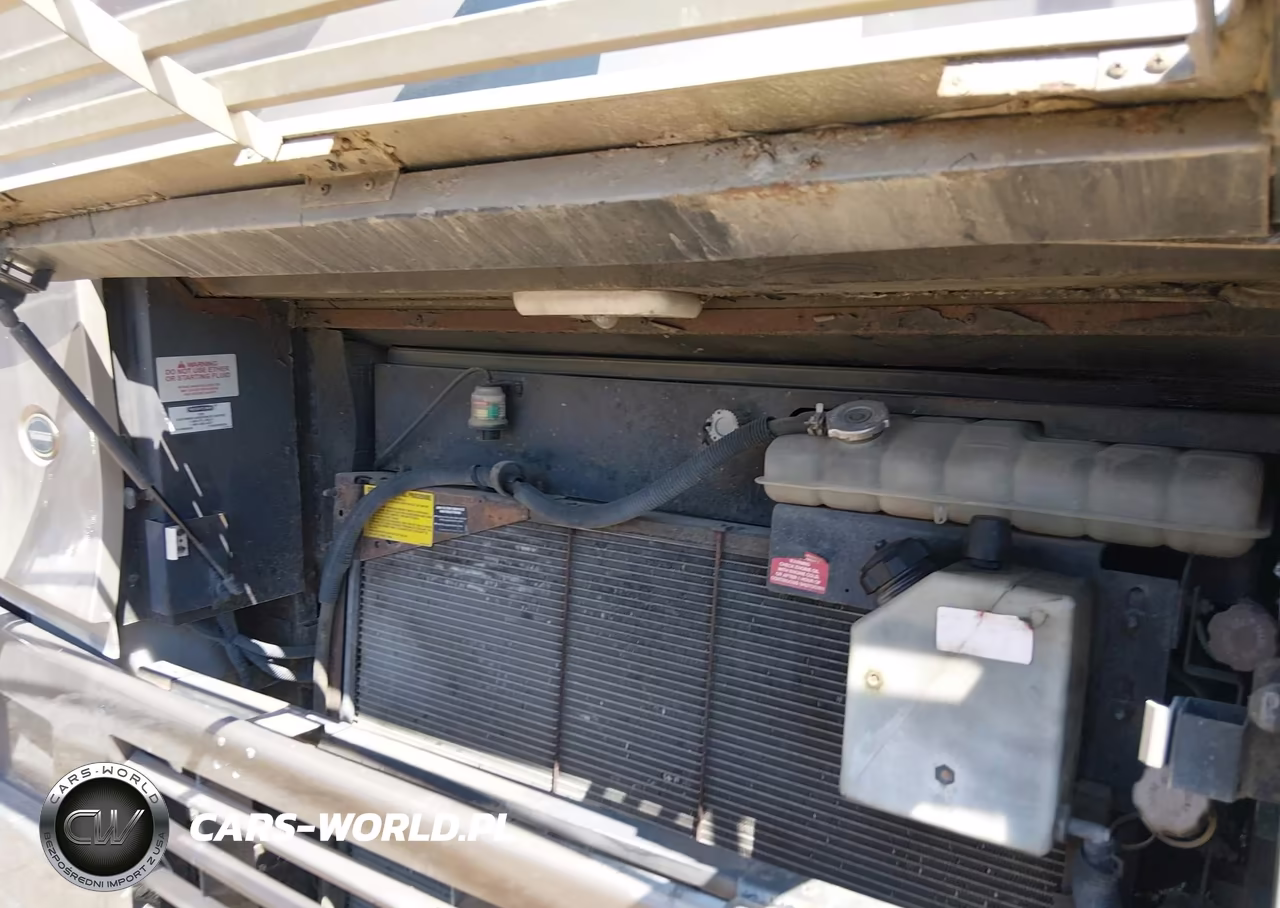 2004 Freightliner Chassis X Line Motor Home VIN:4UZAAHDC64CN04203 - 10
