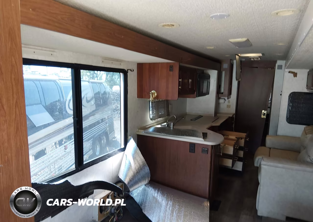 2004 Freightliner Chassis X Line Motor Home VIN:4UZAAHDC64CN04203 - 8