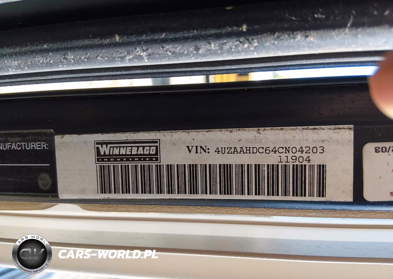 2004 Freightliner Chassis X Line Motor Home VIN:4UZAAHDC64CN04203 - 9