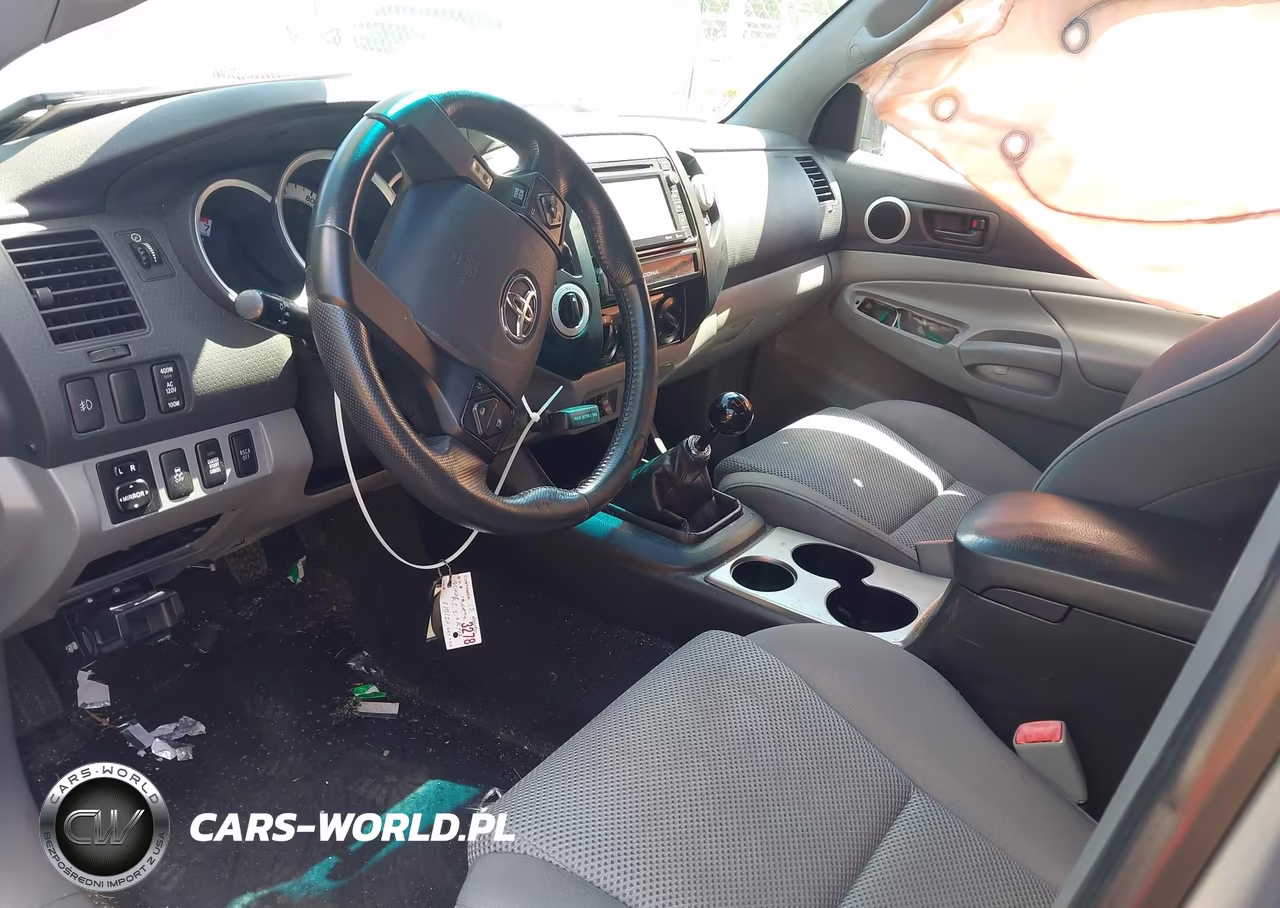 2015 Toyota Tacoma Base V6 VIN:5TFLU4EN0FX139865 - 5