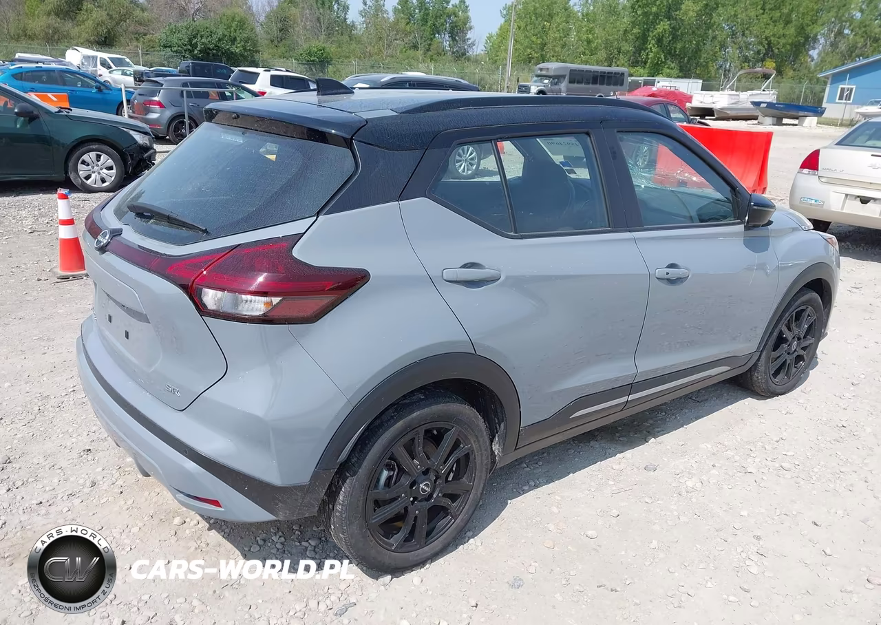 2023 Nissan Kicks Sr Xtronic Cvt VIN:3N1CP5DV6PL561332 - 4