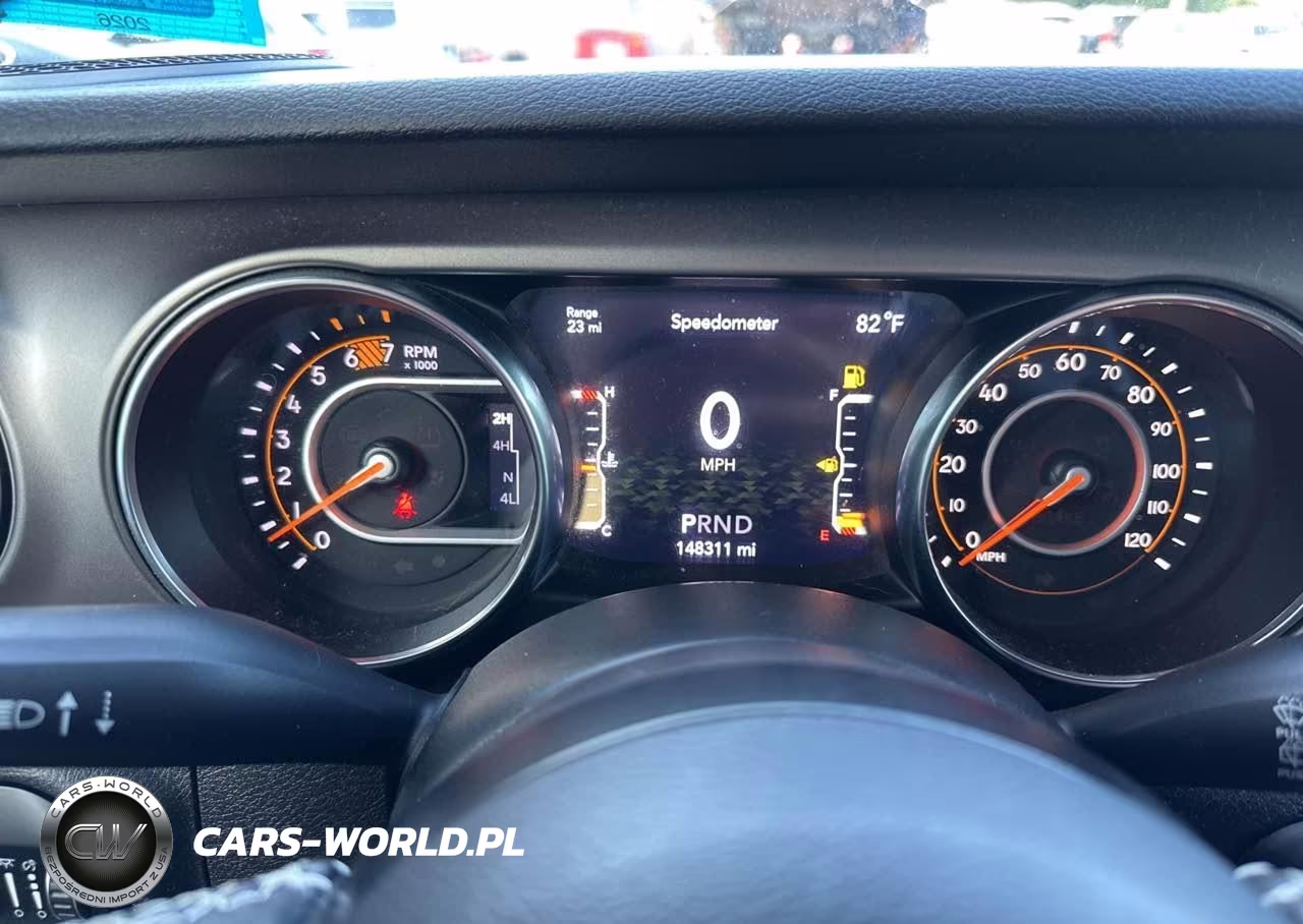 2020 Jeep Wrangler Unlimited Sport VIN:1C4HJXDN8LW245452 - 7