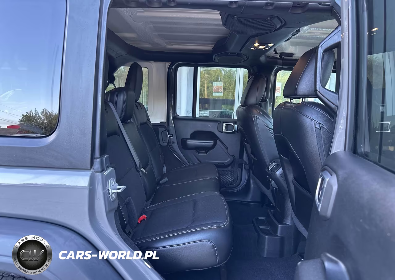 2020 Jeep Wrangler Unlimited Sport VIN:1C4HJXDN8LW245452 - 8