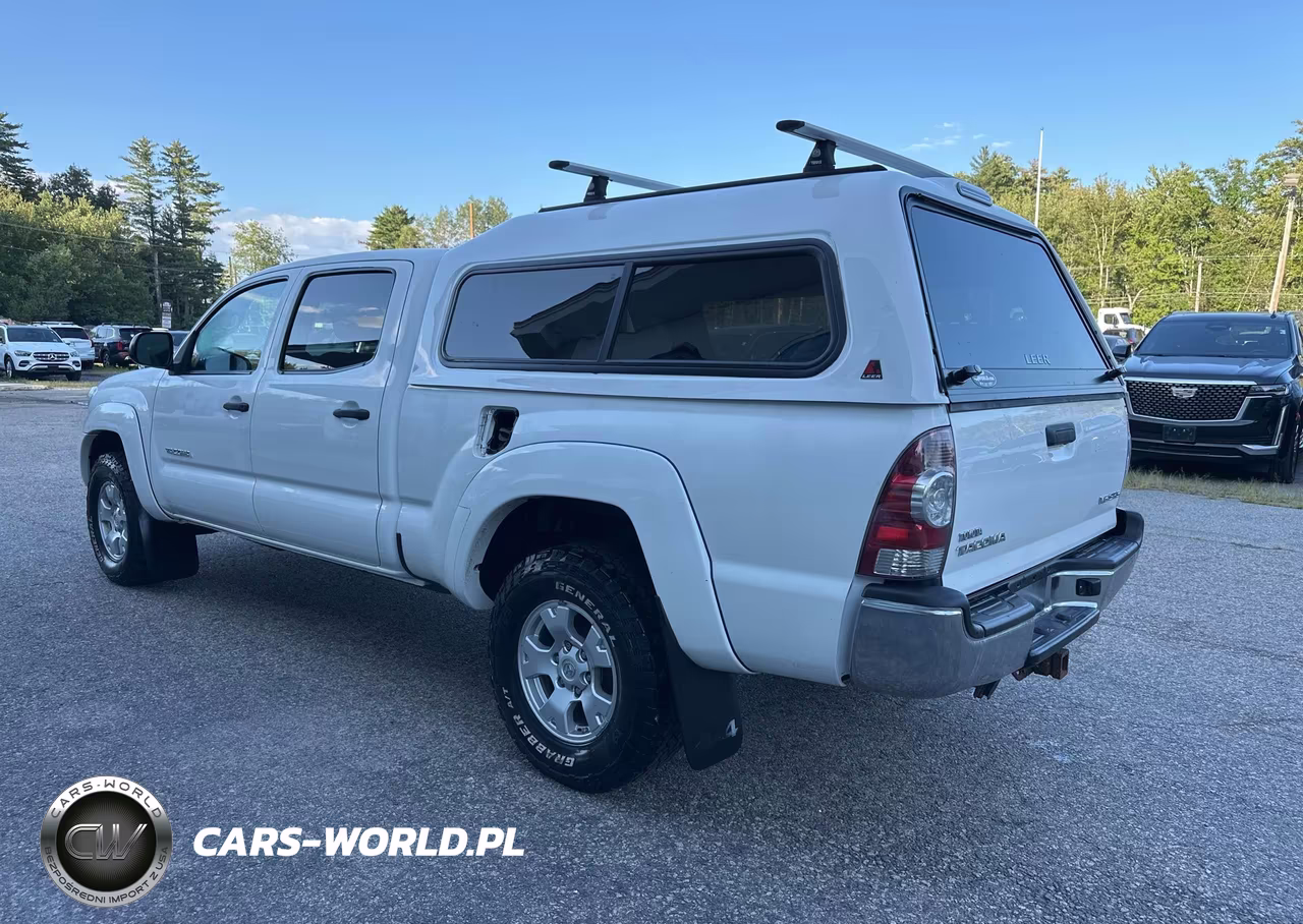 2015 Toyota Tacoma Double Cab Long Bed VIN:3TMMU4FN3FM079413 - 3