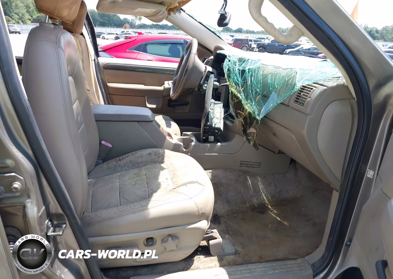 2002 Ford Explorer Limited VIN:1FMDU65W02UA47915 - 5