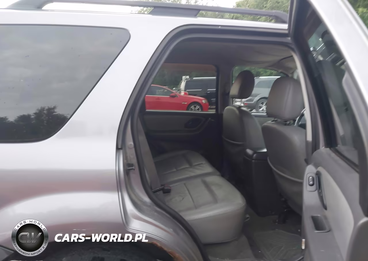 2007 Ford Escape Hybrid VIN:1FMCU59H97KC07018 - 8