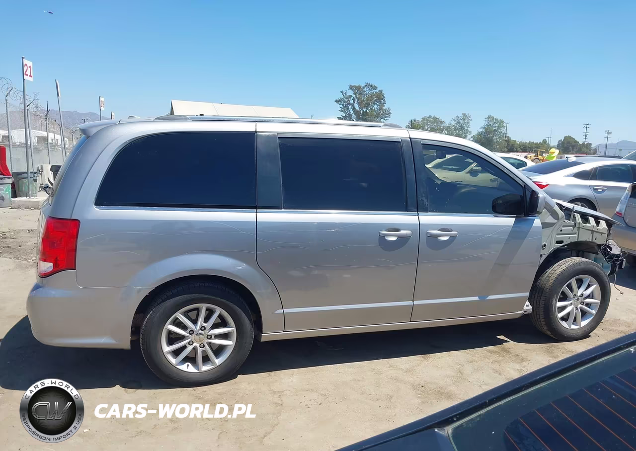 2018 Dodge Grand Caravan Sxt VIN:2C4RDGCG0JR265151 - 14