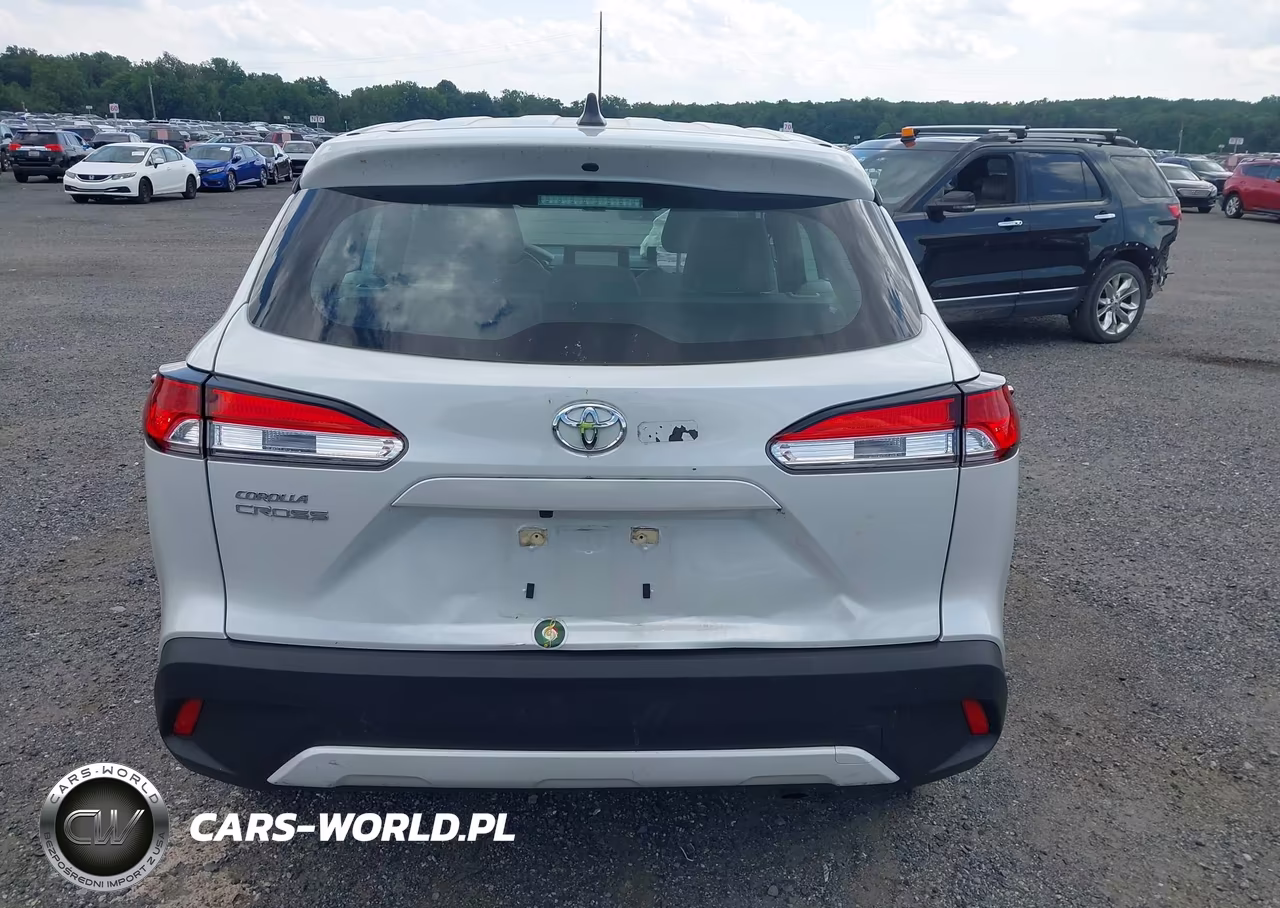 2024 Toyota Corolla Cross L VIN:7MUAAAAG1RV096840 - 16
