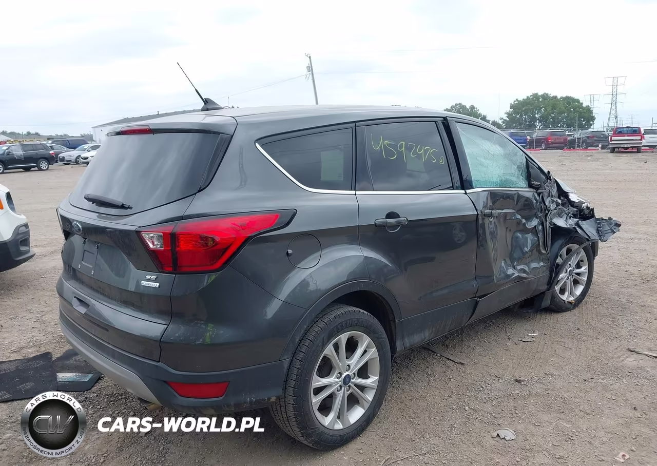 2019 Ford Escape Se VIN:1FMCU0GD2KUA14435 - 4
