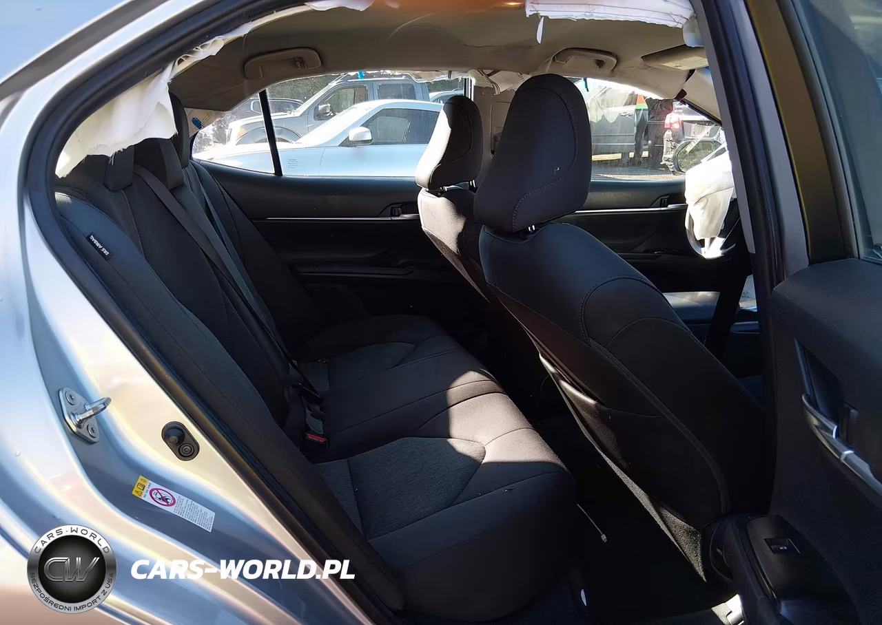 2018 Toyota Camry Le VIN:4T1B11HK7JU089055 - 8