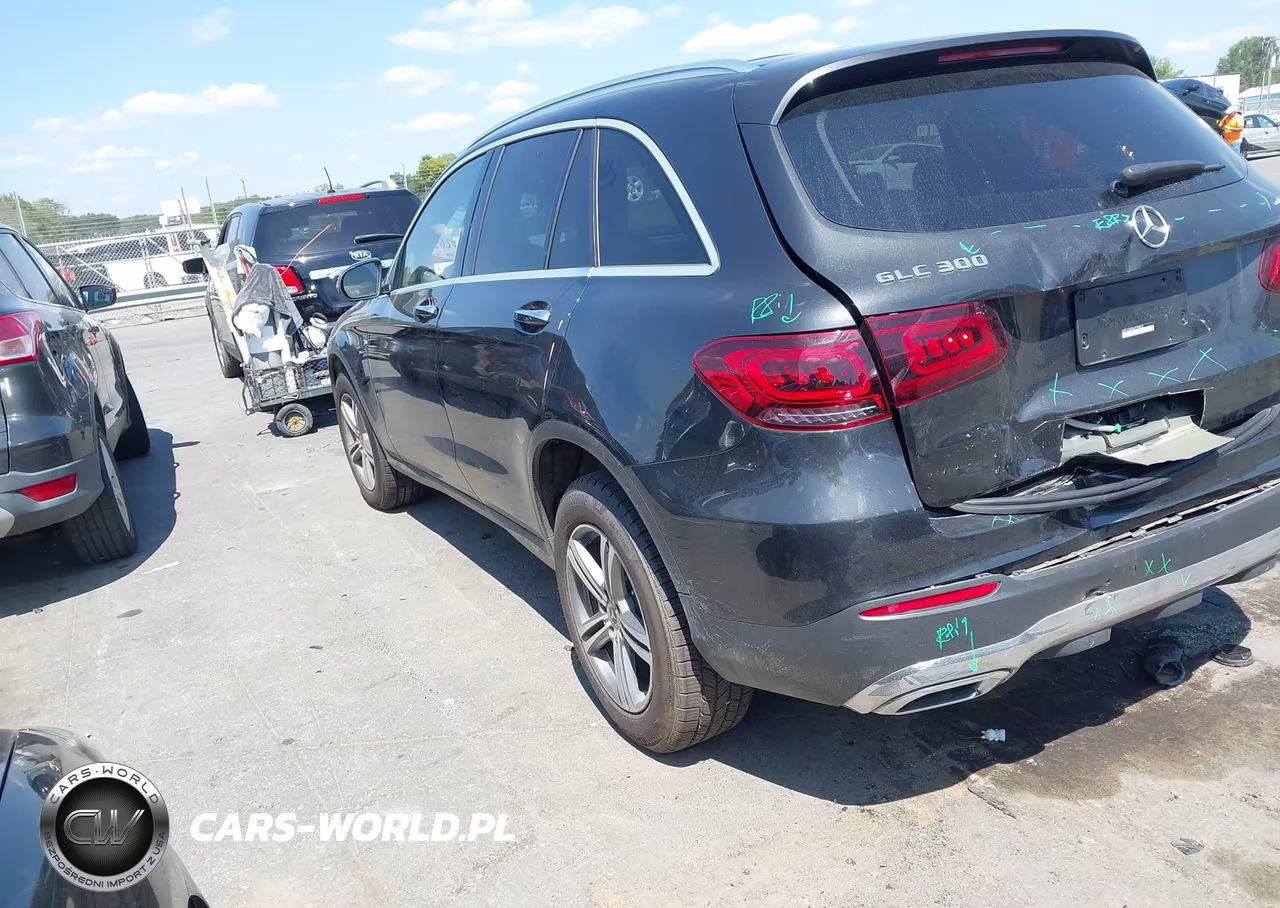 2020 Mercedes-Benz Glc 300 4Matic VIN:WDC0G8EBXLF730062 - 3