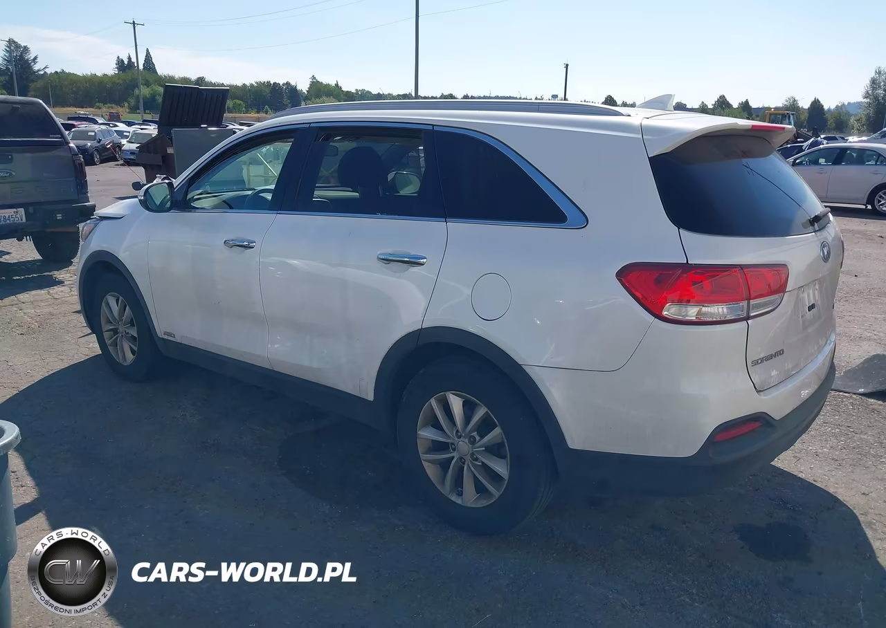 2018 Kia Sorento 2.4L Lx VIN:5XYPGDA33JG367609 - 3
