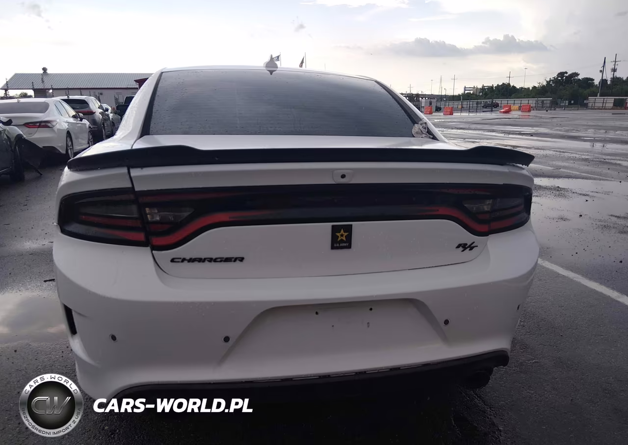 2023 Dodge Charger R-T VIN:2C3CDXCT8PH639561 - 16