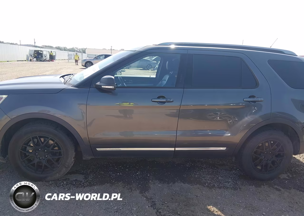 2019 Ford Explorer Xlt VIN:1FM5K7DH3KGB51607 - 14