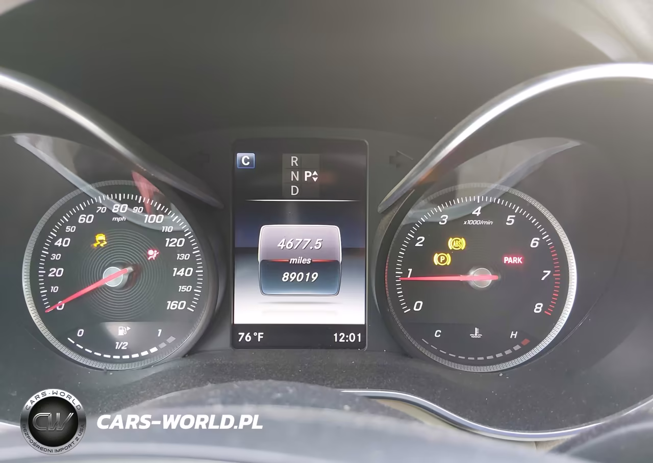 2018 Mercedes-Benz C 300 VIN:55SWF4JB8JU276556 - 7