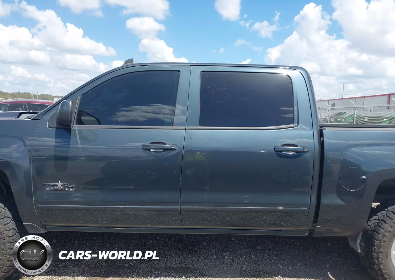 2018 Chevrolet Silverado 1500 2Lt VIN:3GCUKREC1JG514309 - 15