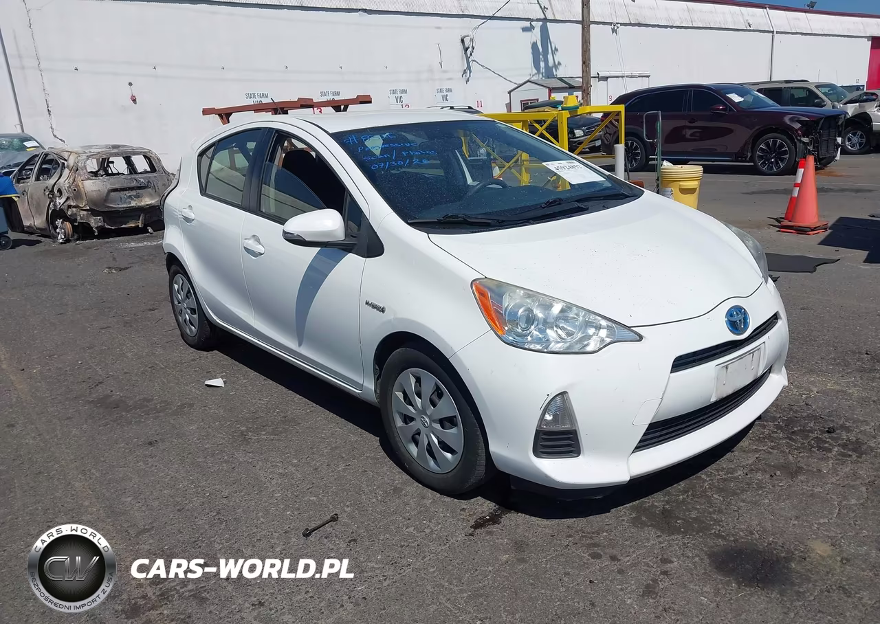 2013 Toyota Prius C Two