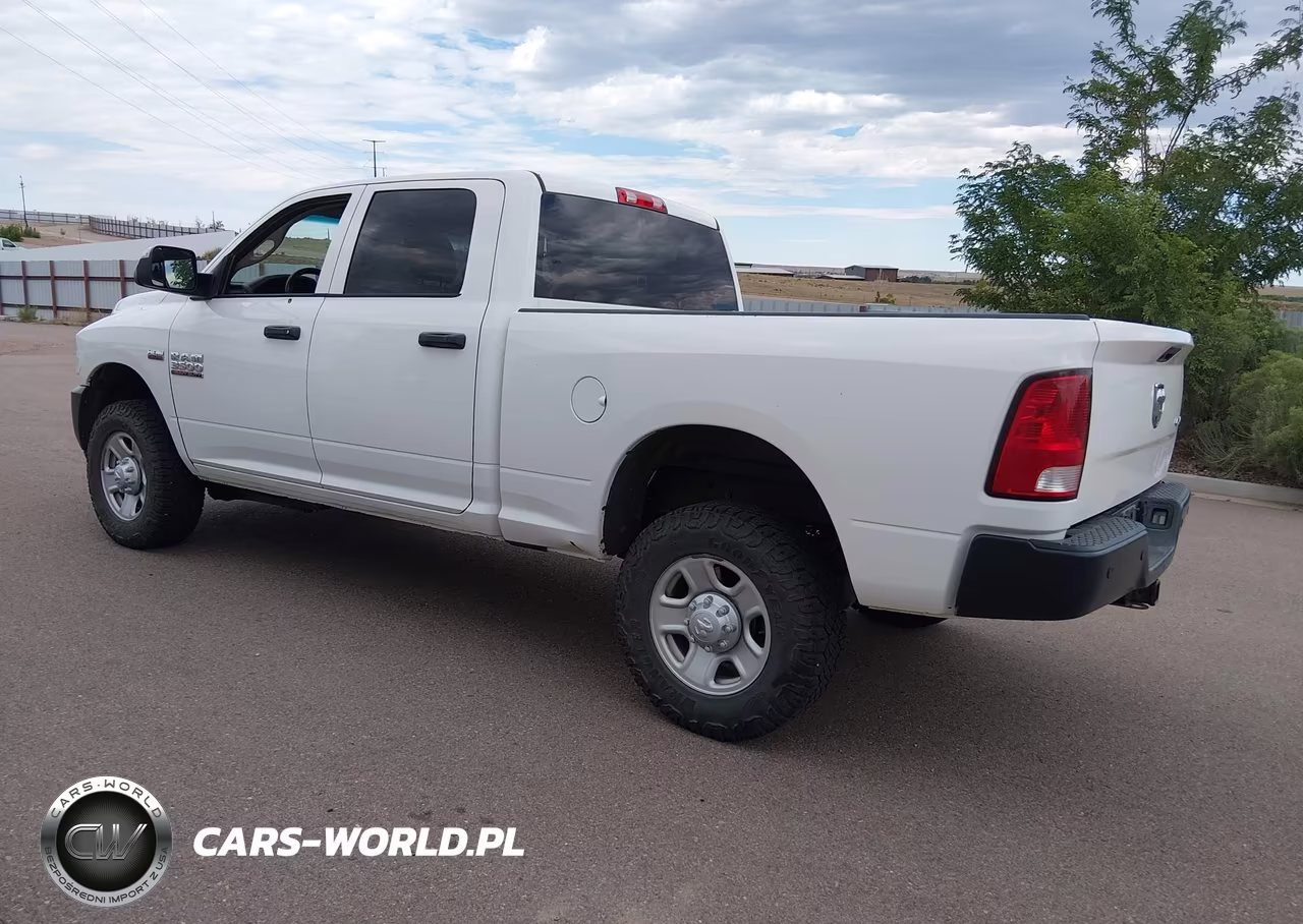 2017 Ram 3500 Tradesman 4X4 6'4 Box VIN:3C63R3CJ1HG714808 - 3