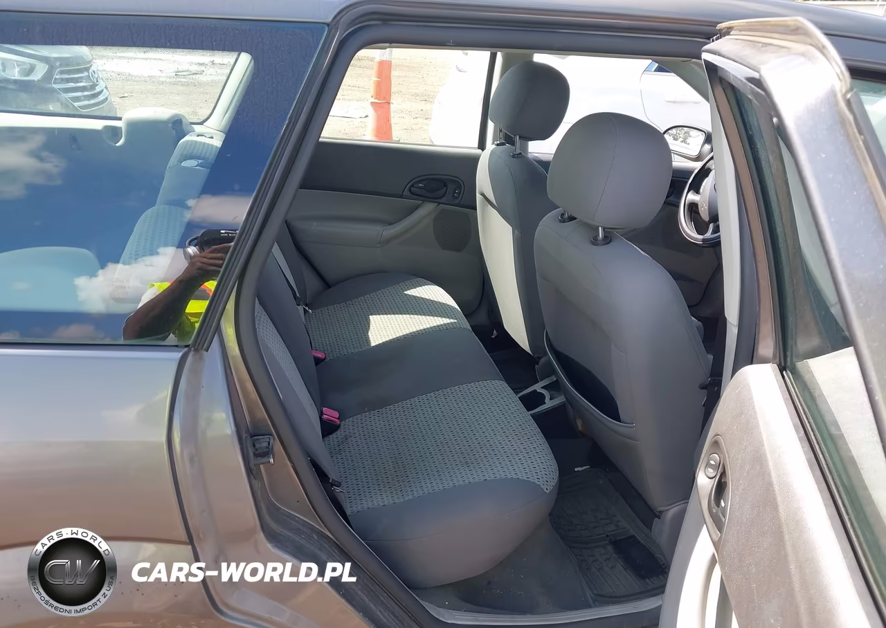 2006 Ford Focus Zxw VIN:1FAFP36N06W167660 - 8