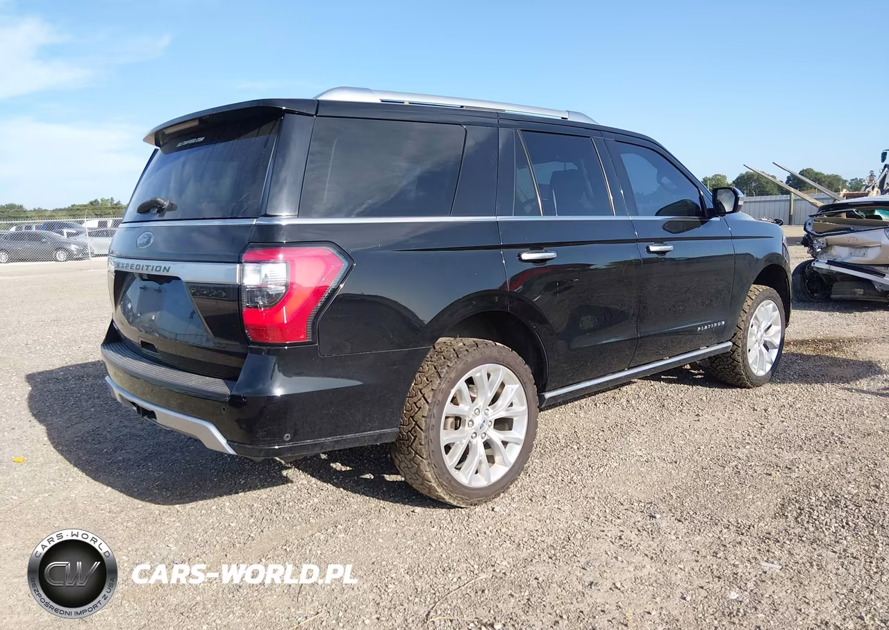 2018 Ford Expedition Platinum VIN:1FMJU1LT9JEA42946 - 4
