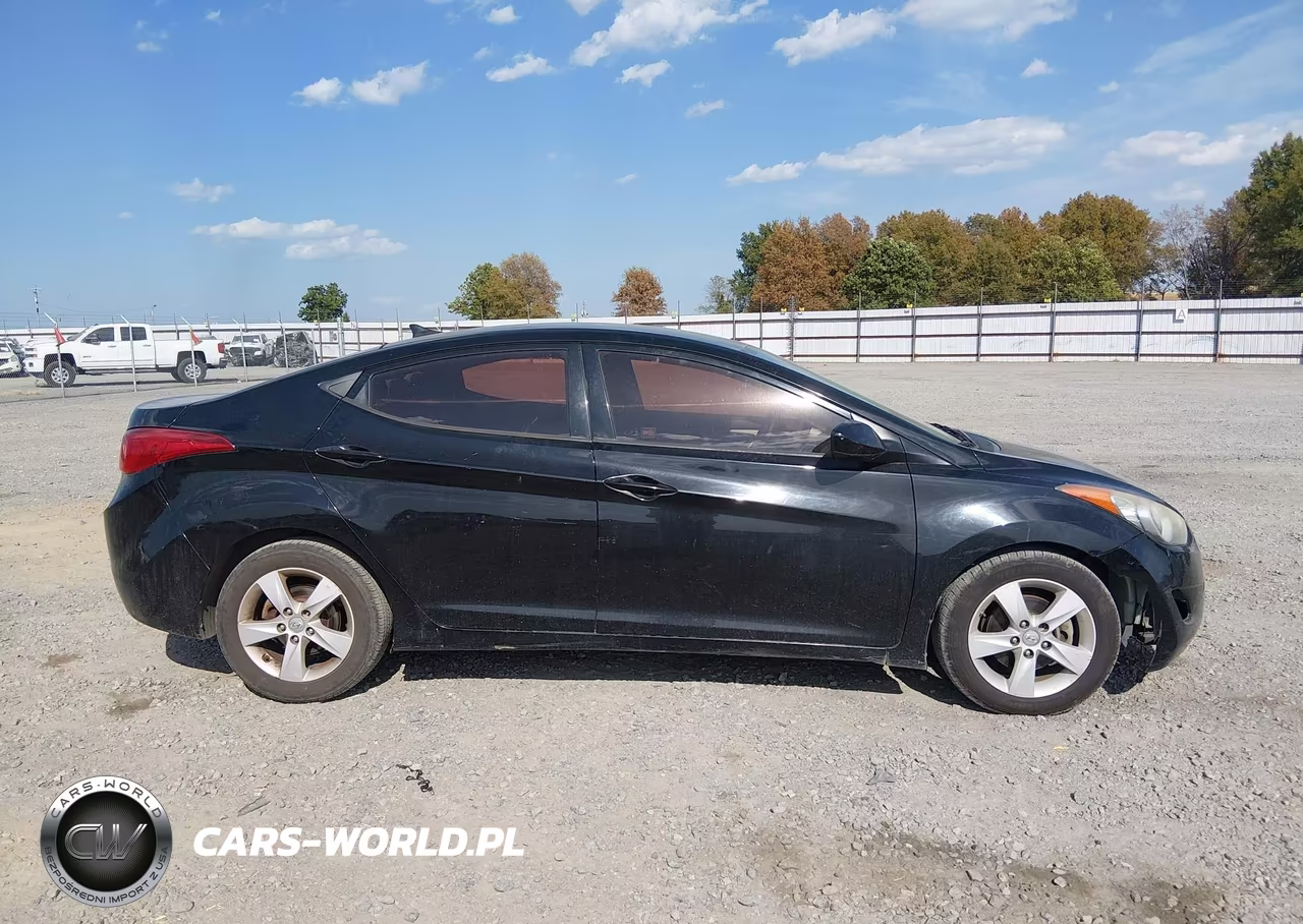 2013 Hyundai Elantra Gls VIN:5NPDH4AE7DH215394 - 13