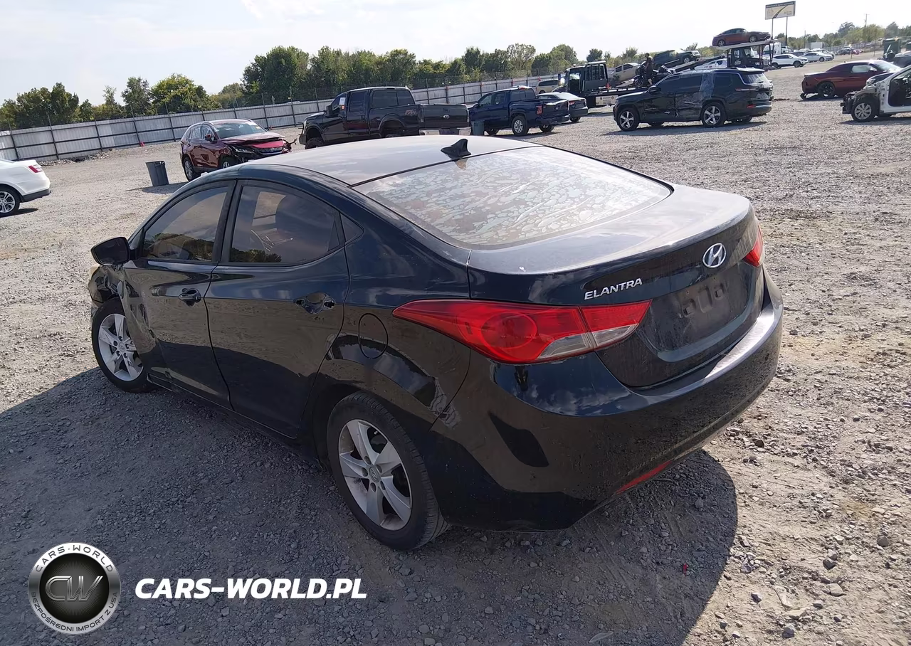 2013 Hyundai Elantra Gls VIN:5NPDH4AE7DH215394 - 3