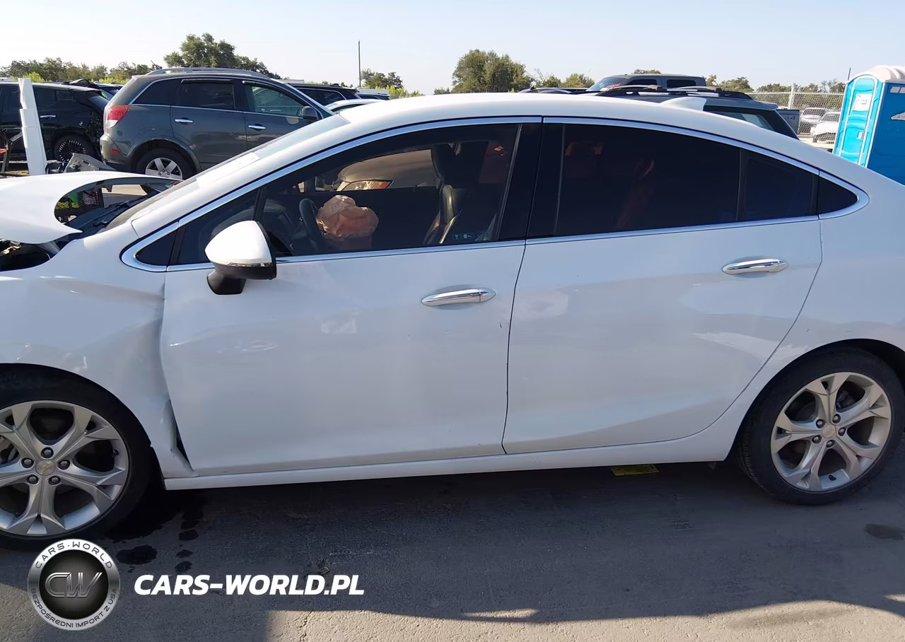 2017 Chevrolet Cruze Premier Auto VIN:1G1BF5SM2H7229022 - 14