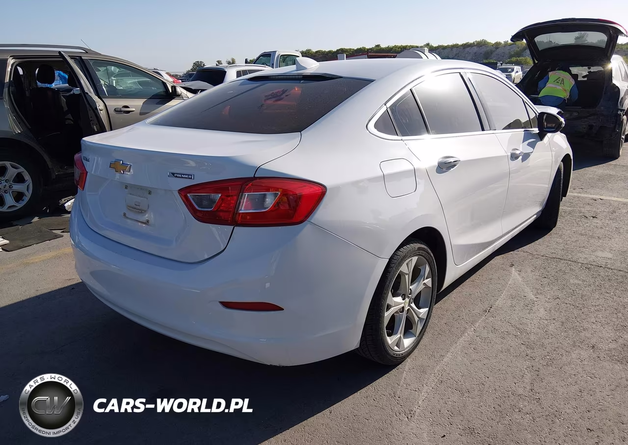 2017 Chevrolet Cruze Premier Auto VIN:1G1BF5SM2H7229022 - 4