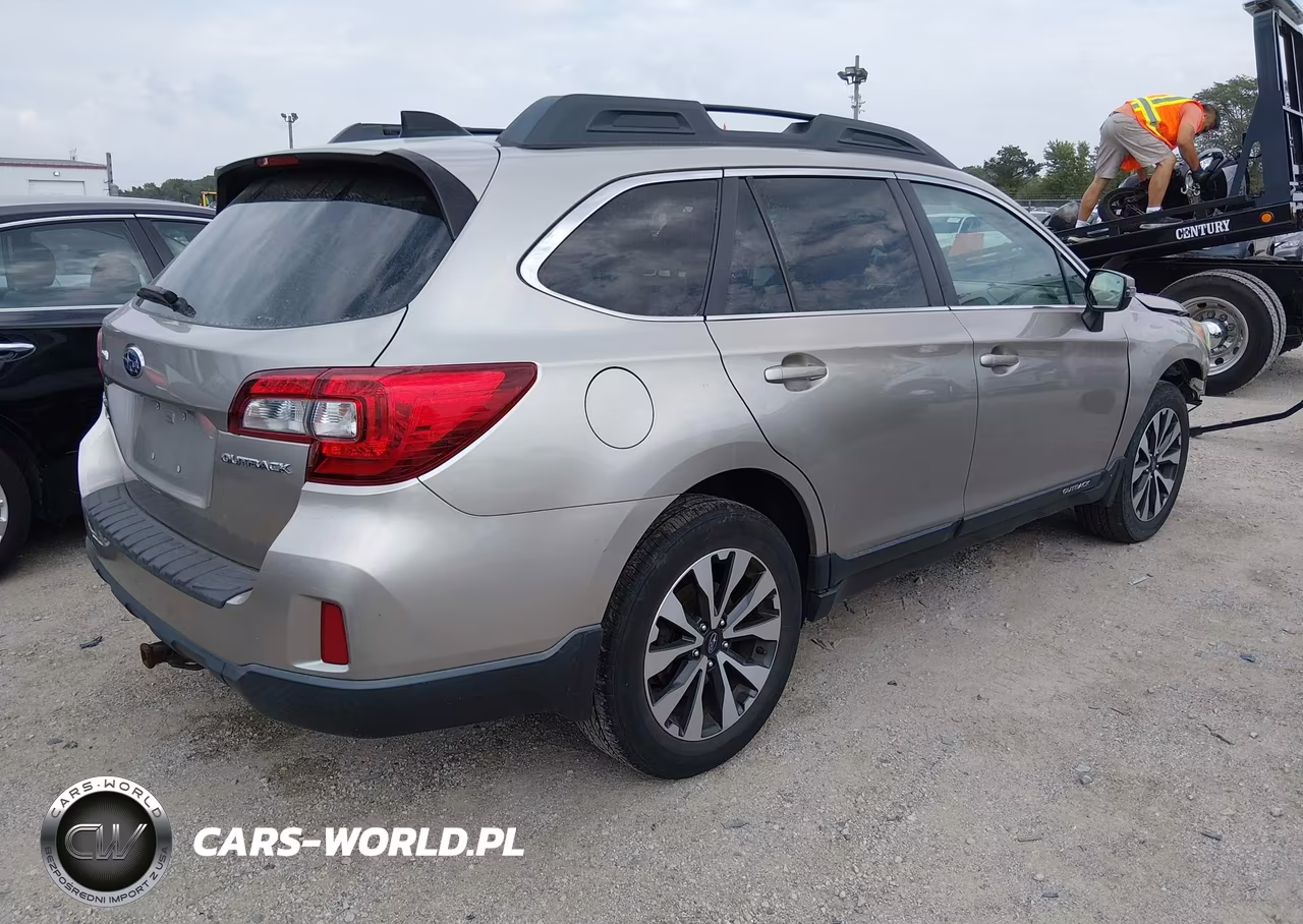 2016 Subaru Outback 2.5I Limited VIN:4S4BSBNC3G3346811 - 4