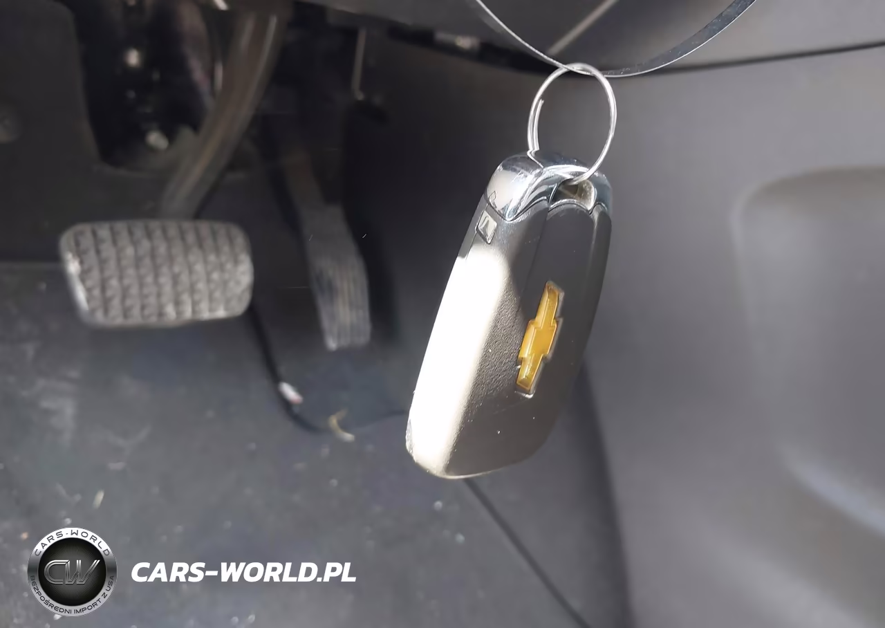 2018 Chevrolet Equinox Ls VIN:3GNAXHEV2JL371336 - 11