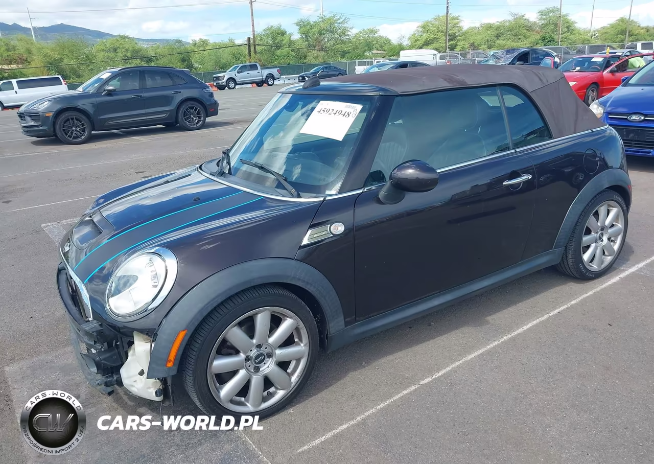 2013 Mini Convertible Cooper S VIN:WMWZP3C53DT550824 - 2