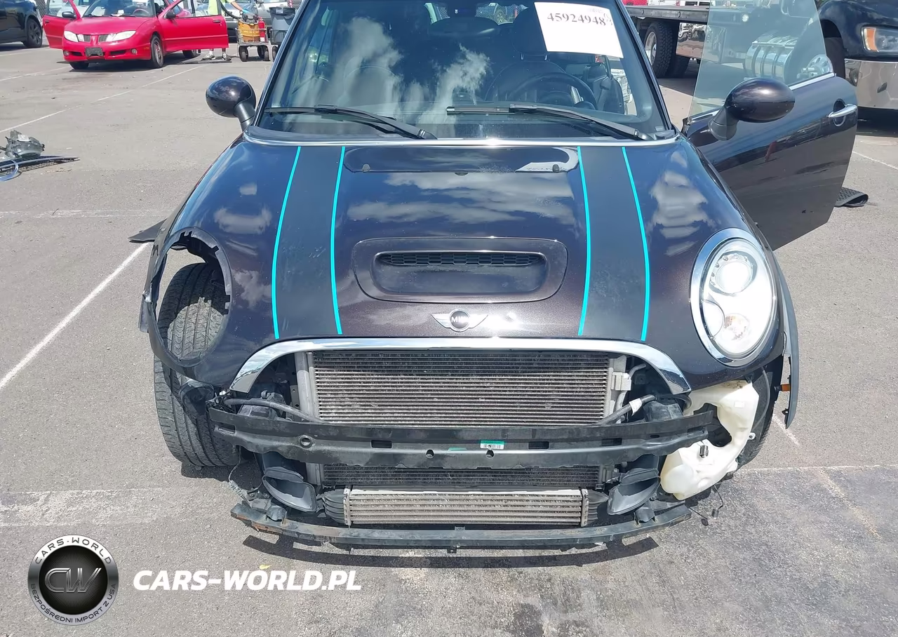 2013 Mini Convertible Cooper S VIN:WMWZP3C53DT550824 - 6