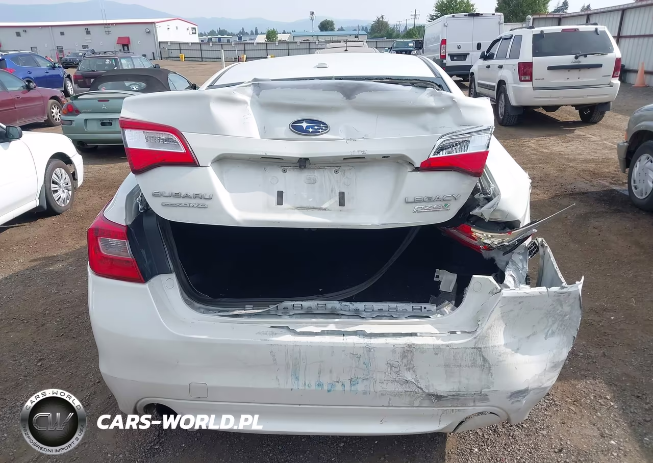 2015 Subaru Legacy 2.5I Premium VIN:4S3BNAD64F3008818 - 16