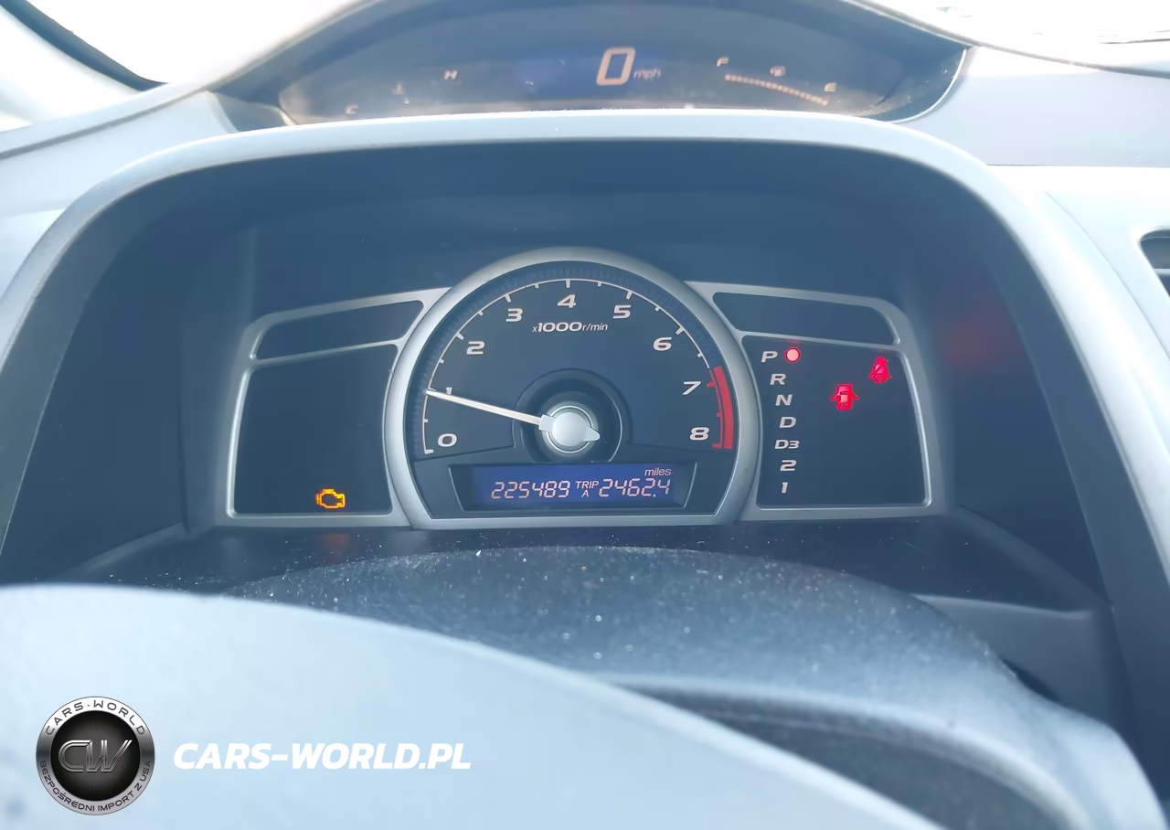 2007 Honda Civic Lx VIN:2HGFG12637H524554 - 7