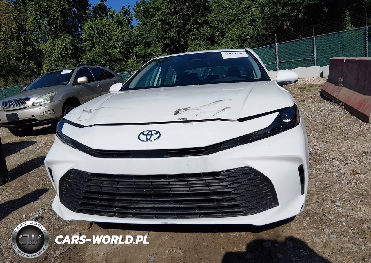 2025 Toyota Camry Le VIN:4T1DAACK6SU555446 - 18