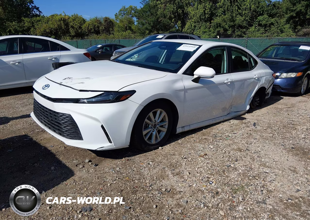 2025 Toyota Camry Le VIN:4T1DAACK6SU555446 - 2