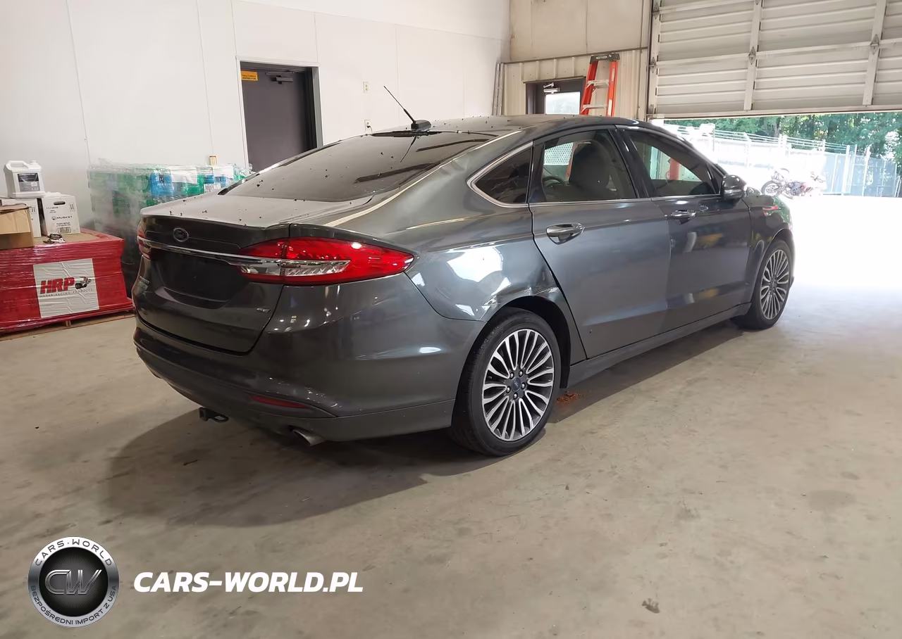 2017 Ford Fusion Energi Se Luxury VIN:3FA6P0PU1HR264635 - 4
