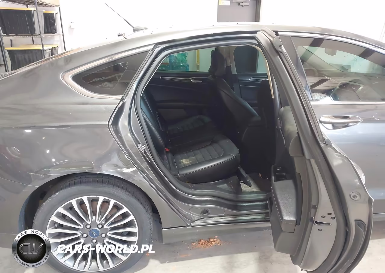 2017 Ford Fusion Energi Se Luxury VIN:3FA6P0PU1HR264635 - 8