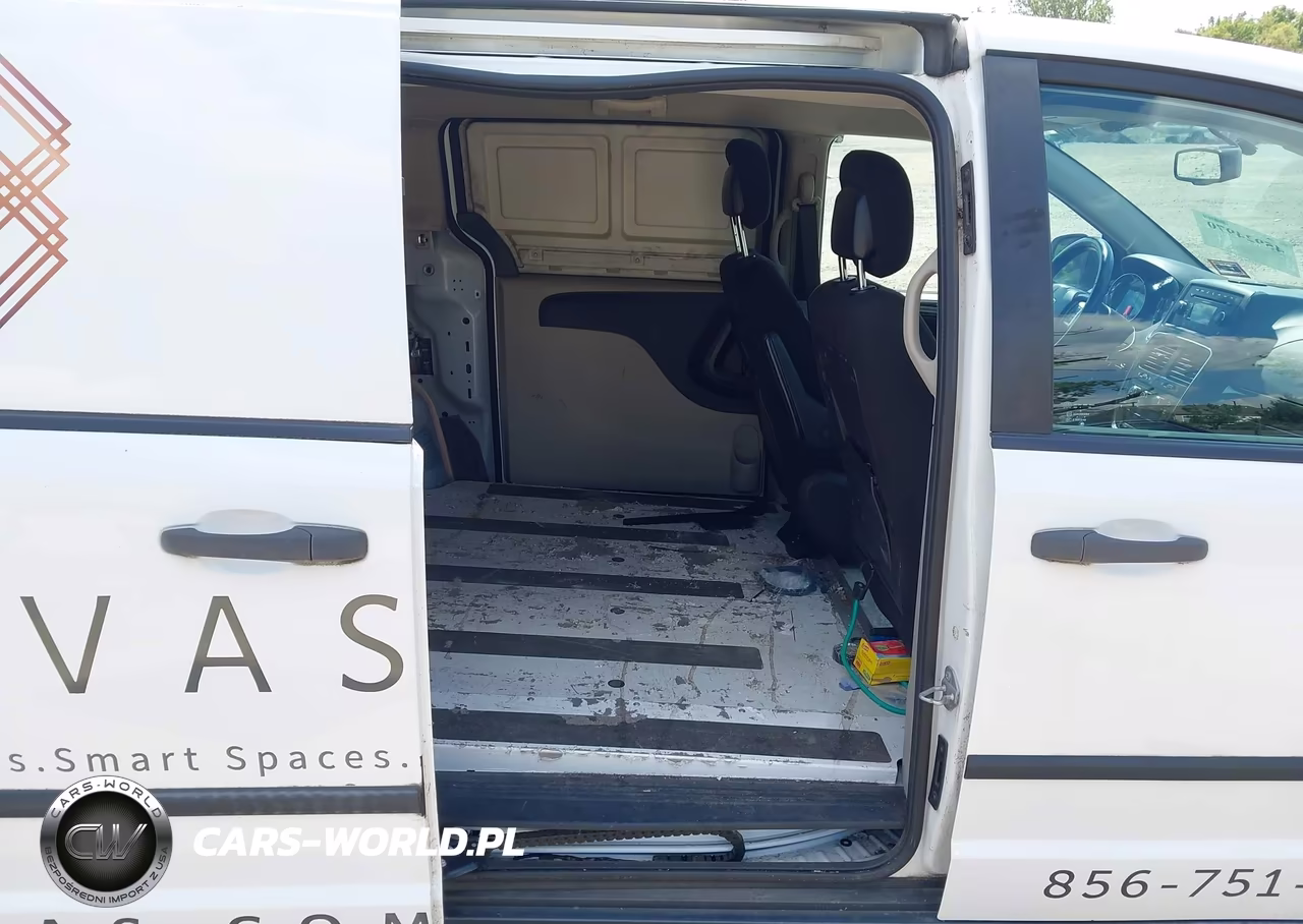 2015 Ram Cargo Tradesman VIN:2C4JRGAG6FR568220 - 8