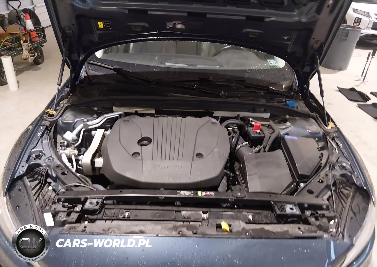 2024 Volvo S60 B5 Core Dark Theme VIN:7JRL12TK7RG298393 - 10