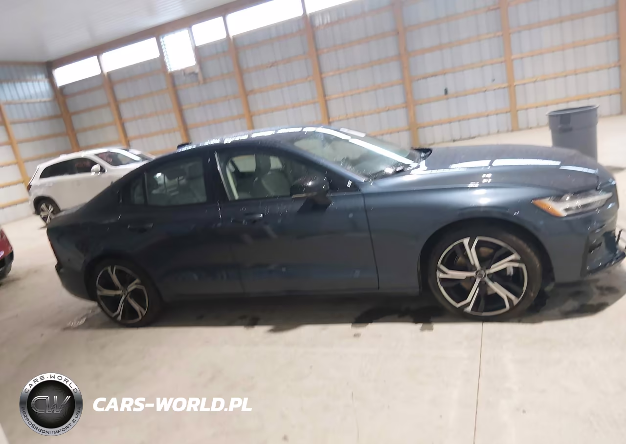 2024 Volvo S60 B5 Core Dark Theme VIN:7JRL12TK7RG298393 - 12