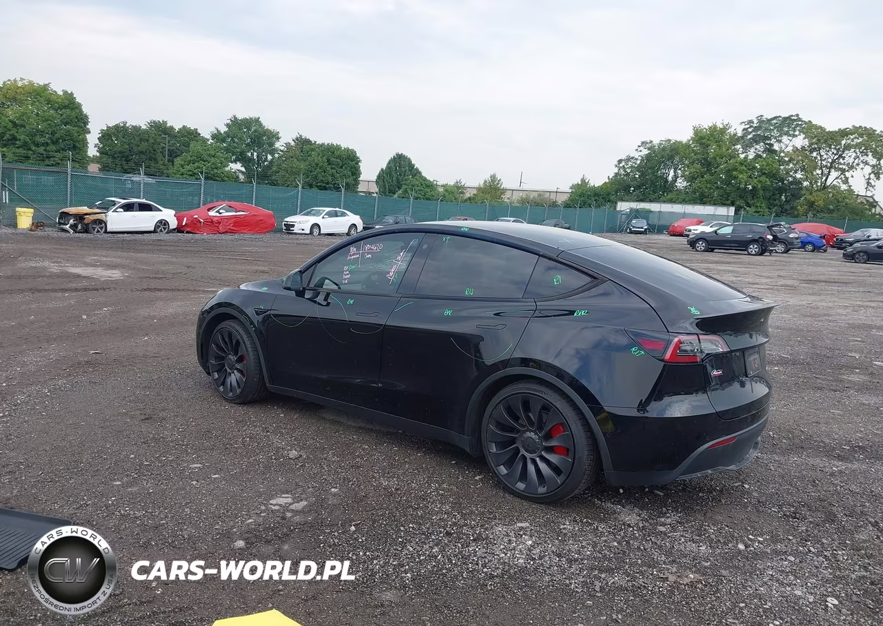 2022 Tesla Model Y Performance Dual Motor All-Wheel Drive VIN:7SAYGDEF0NF511240 - 3