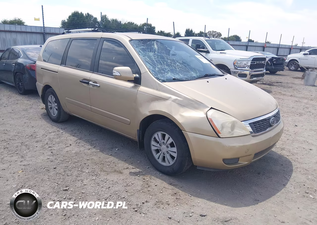 2011 Kia Sedona Lx